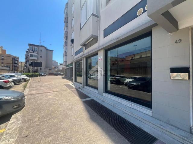 Locale in vendita di 120 m² in Via Ennio Quinto, 34