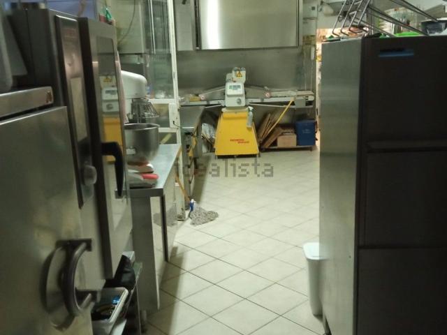 Locale in vendita di 120 m² in Via Jacopo Berengario