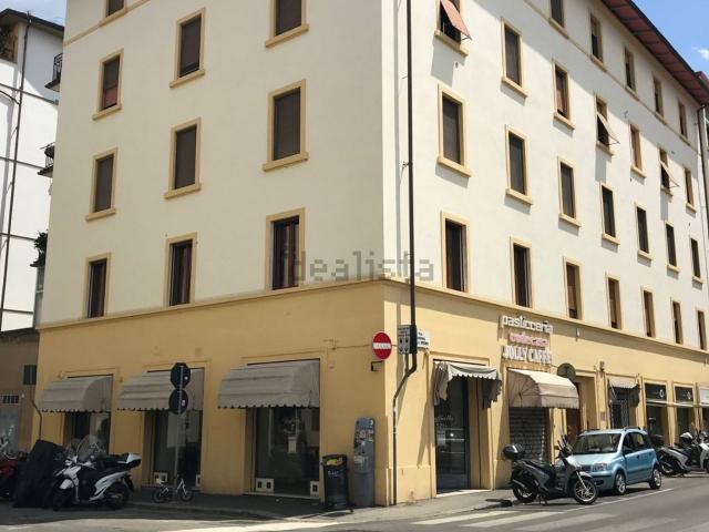 Locale in vendita di 120 m² in Via Madonna della Querce, 20