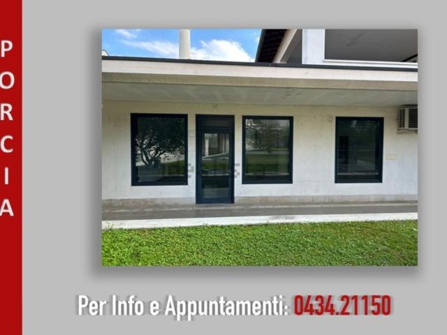 Locale in vendita di 120 m² in Via Marconi