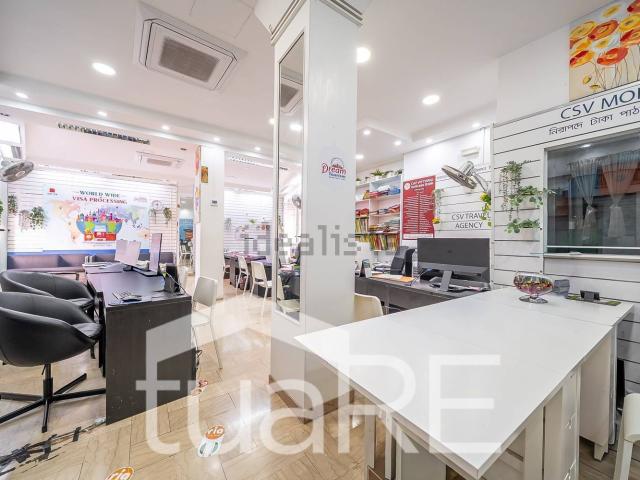 Locale in vendita di 120 m² in Via Principe Eugenio