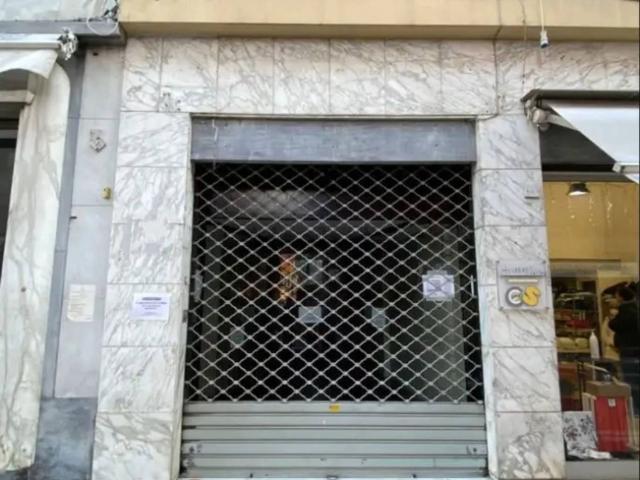 Locale in vendita di 120 m² in Via Roma