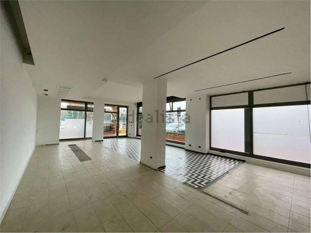 Locale in vendita di 120 m² in Via XX Settembre, 54