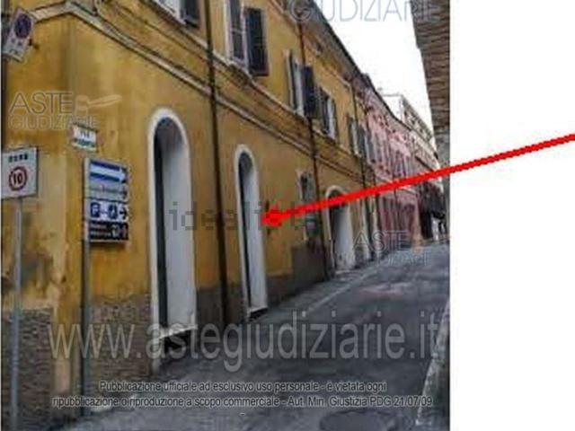 Locale in vendita di 121 m² in Via Boccaquattro, 28