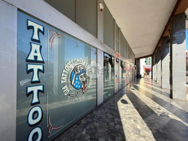 Locale in vendita di 121 m² in Corso Giacomo Matteotti, 59