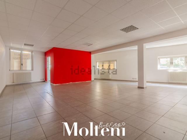 Locale in vendita di 122 m² in Via Caduti di Nassiriya, 18