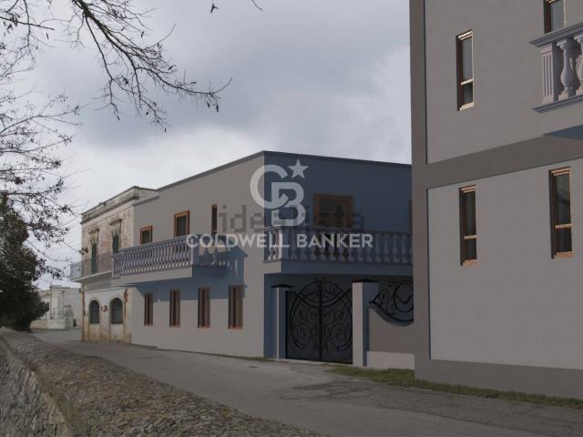 Locale in vendita di 1235 m² in Viale Stazione, 8