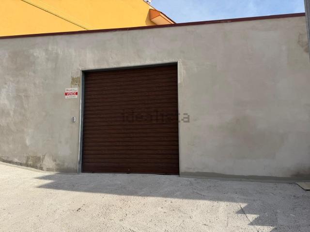Locale in vendita di 123 m² in Via G. Matteotti, 208