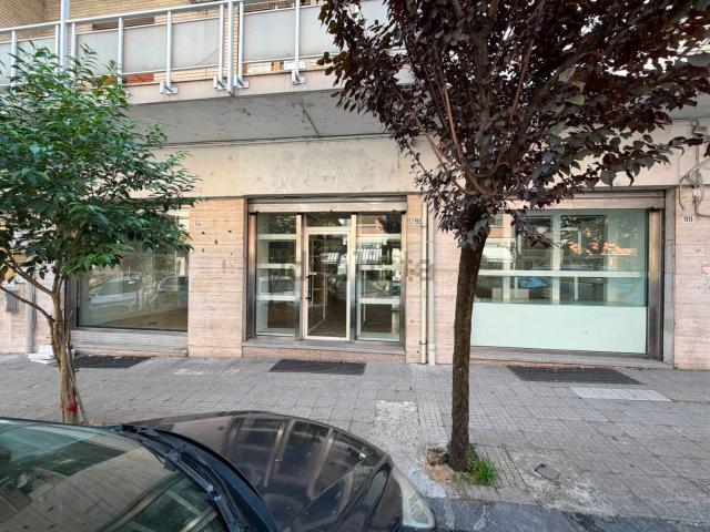 Locale in vendita di 125 m²