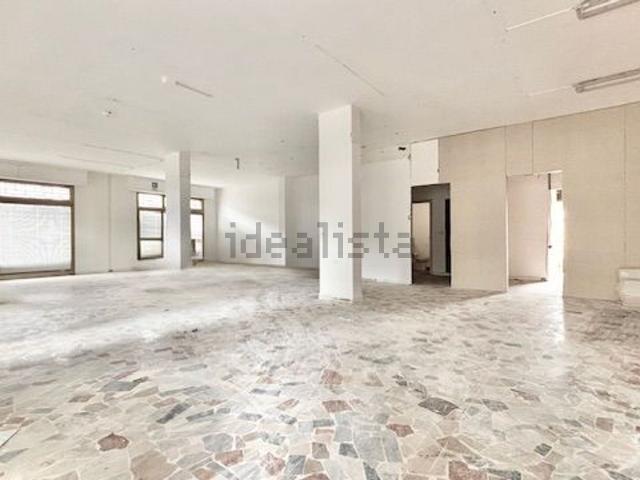Locale in vendita di 125 m²