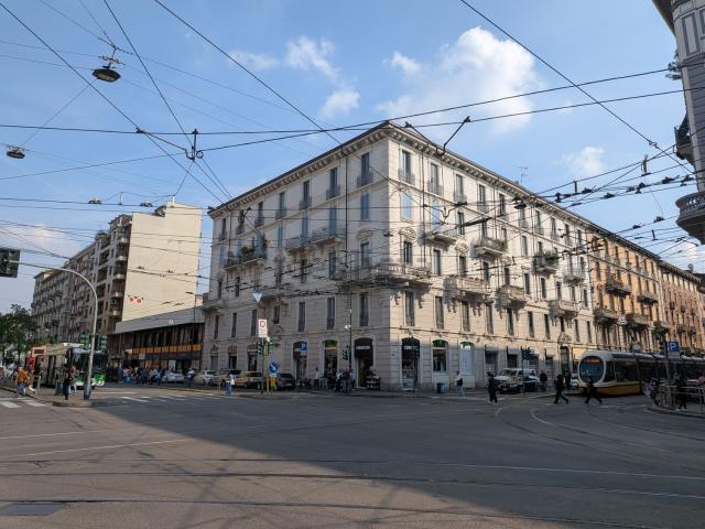 Locale in vendita di 125 m² in Via Carlo Farini, 72