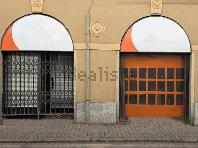 Locale in vendita di 125 m² in Via Gaetano Casati, 9