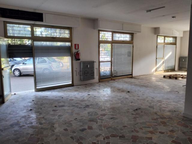 Locale in vendita di 125 m² in Via del Termine, 26