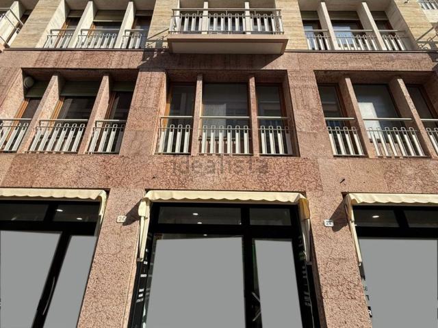 Locale in vendita di 125 m² in Via Savorgnana