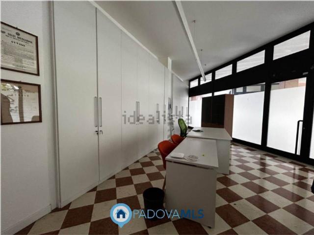 Locale in vendita di 125 m² in Via San Marco, 141
