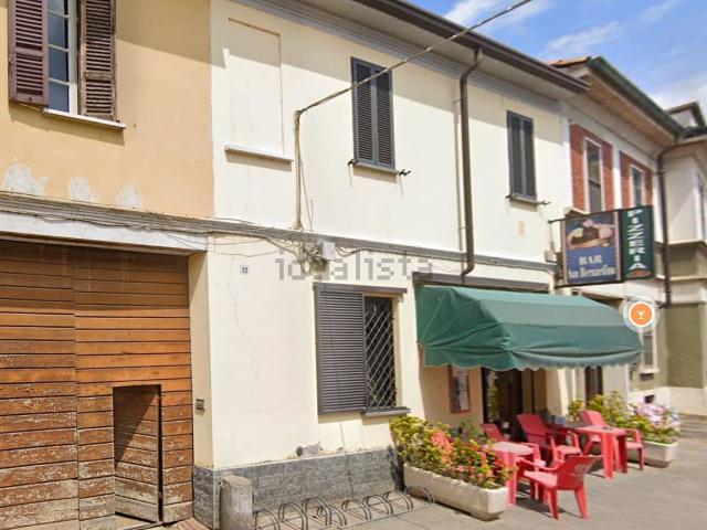 Locale in vendita di 125 m² in Via San Bernardino, 10
