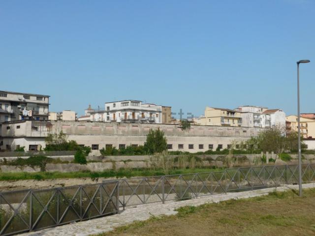 Locale in vendita di 125 m² in Via Torre della Catena