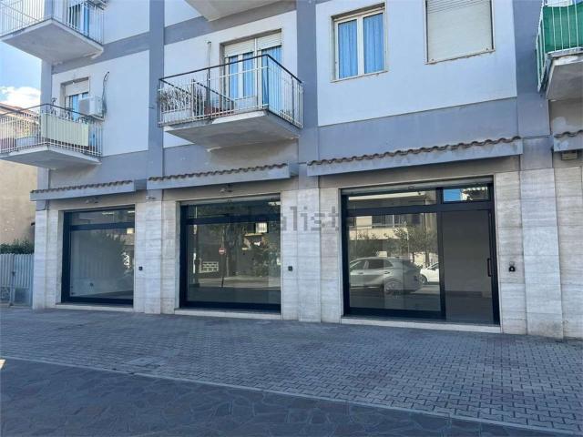 Locale in vendita di 126 m² in Corso Umberto I, 350