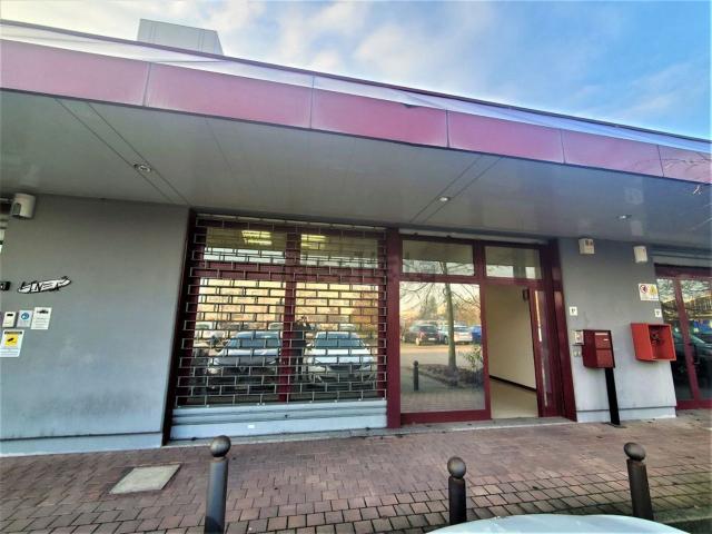 Locale in vendita di 127 m² in Via dei Carpini, 1