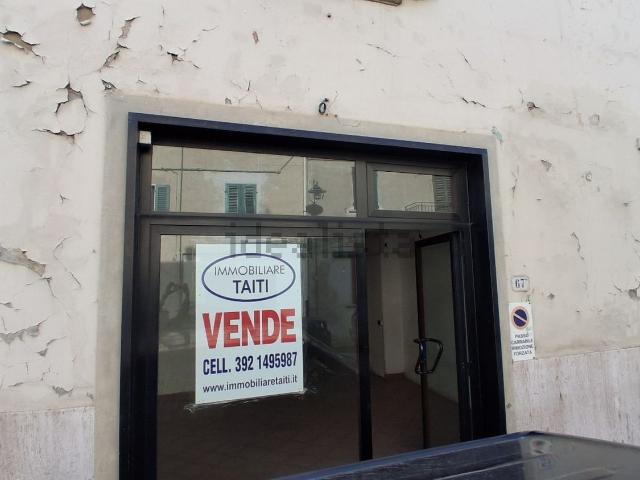 Locale in vendita di 128 m² in Piazza del Comune, 1