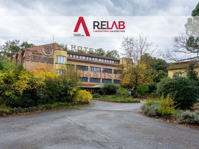 Locale in vendita di 13000 m² in Via Subborgo Garibaldi, 5