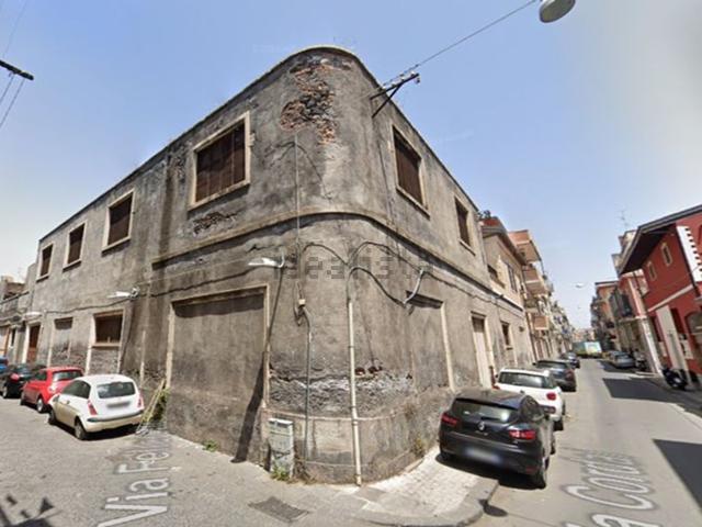 Locale in vendita di 1300 m² in Via Cordai