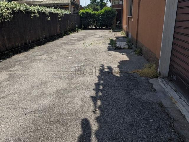 Locale in vendita di 130 m²