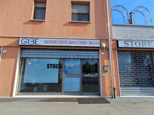 Locale in vendita di 130 m²