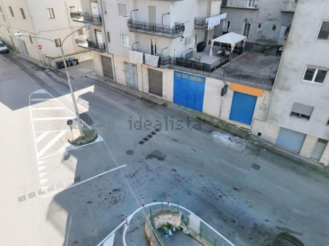Locale in vendita di 130 m² in Via Carlo Pisacane