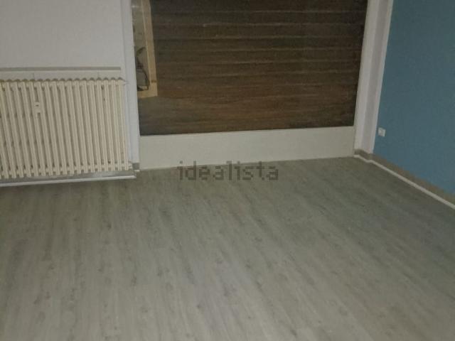 Locale in vendita di 130 m² in Via Gaetano Donizetti