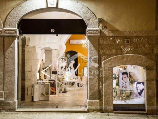 Locale in vendita di 130 m² in Via Giovanni Bovio