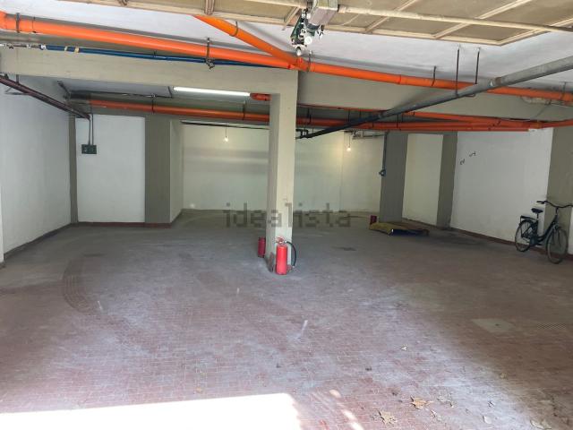 Locale in vendita di 130 m² in Via Giovanni dei Marignolli