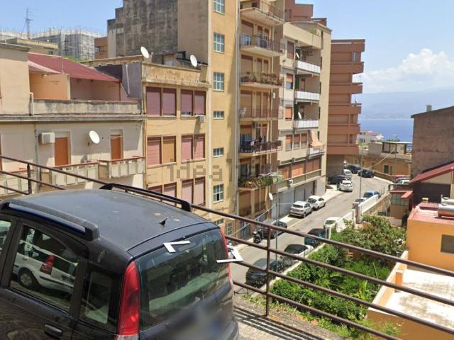 Locale in vendita di 130 m² in Via dei setaioli, 7