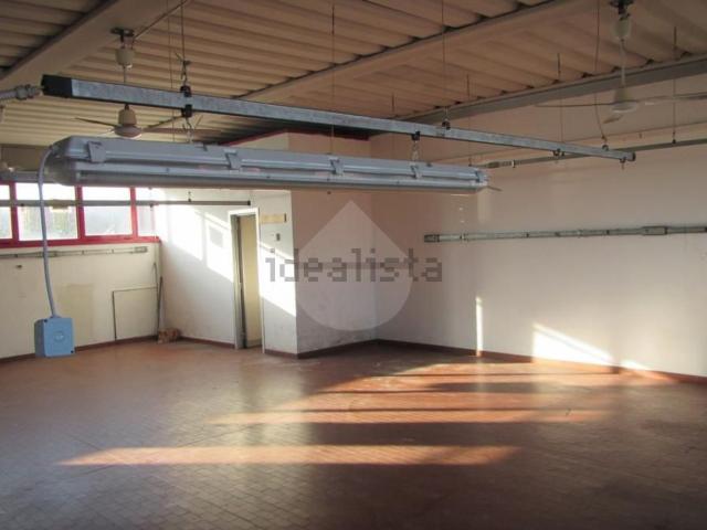 Locale in vendita di 130 m² in Via del Padule, 22