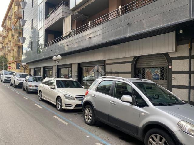 Locale in vendita di 130 m² in Via Monte Sabotino, 46