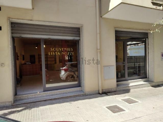 Locale in vendita di 130 m² in Via Sebastiano Satta