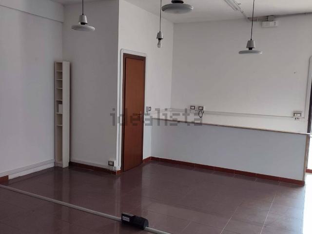 Locale in vendita di 130 m² in Via Suor Maria Agostina