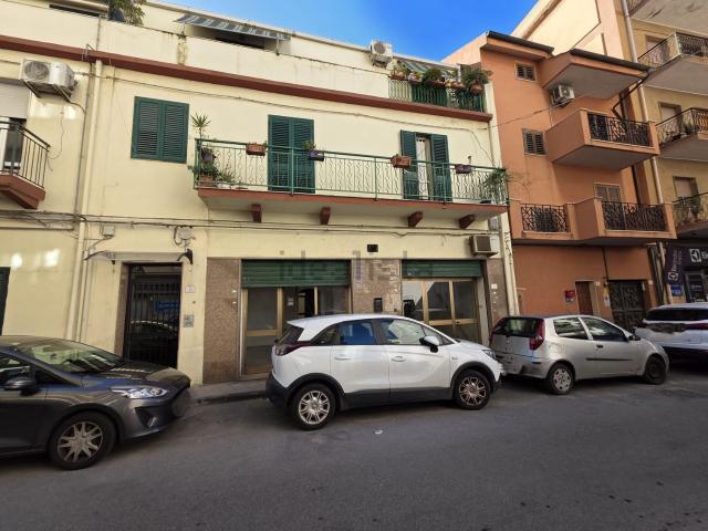 Locale in vendita di 130 m² in Via Pio XI