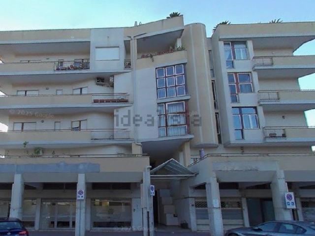 Locale in vendita di 130 m² in Viale Alcide De Gasperi, 142