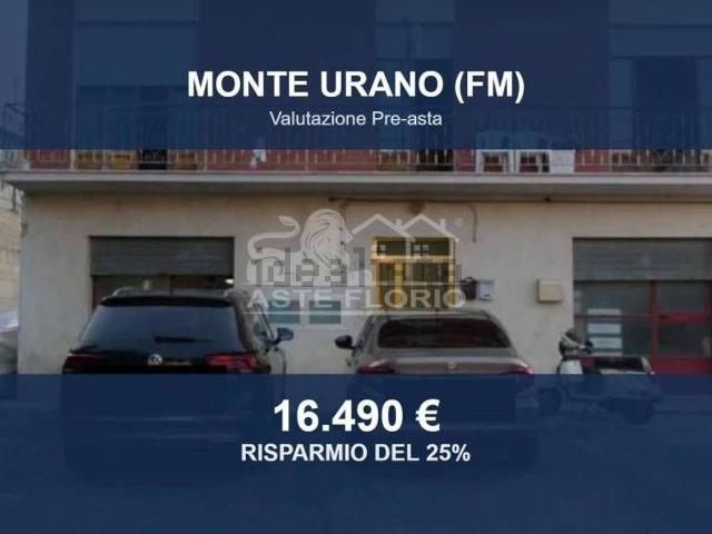 Locale in vendita di 130 m² in Contrada Scala Santa, 19
