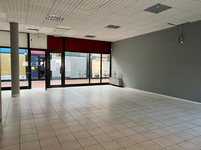 Locale in vendita di 130 m² in Corso torino