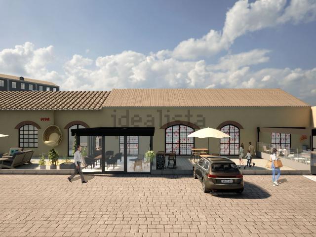 Locale in vendita di 131 m² in Piazza Emilio Alfieri, 1