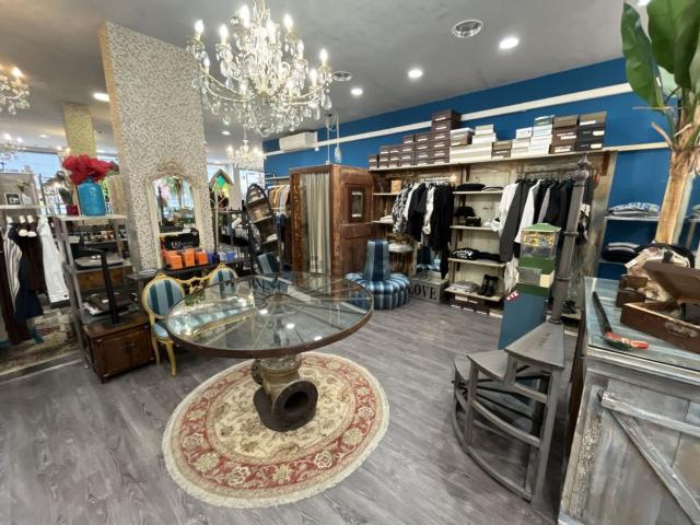 Locale in vendita di 132 m² in Via Giosuè Carducci