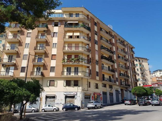 Locale in vendita di 132 m² in Via Paolo Vocca Astronomo, 47
