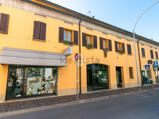 Locale in vendita di 133 m² in Via Ravegnana, 116