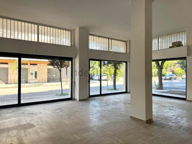 Locale in vendita di 133 m² in Via Trieste, 85