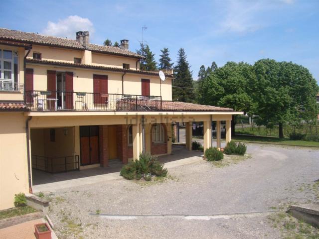 Locale in vendita di 1340 m²