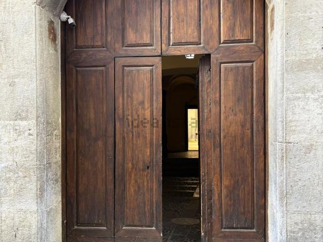 Locale in vendita di 134 m² in Via Pretoria, 188