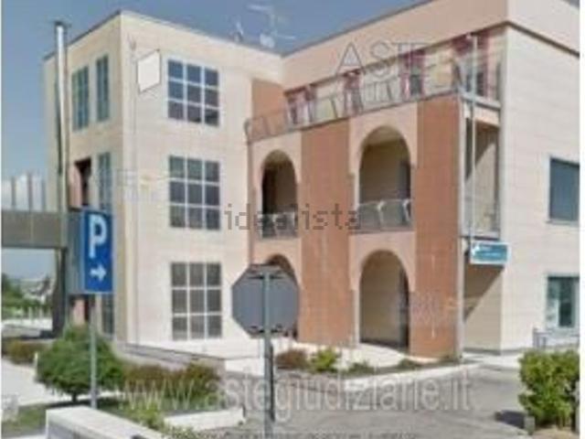 Locale in vendita di 135 m²