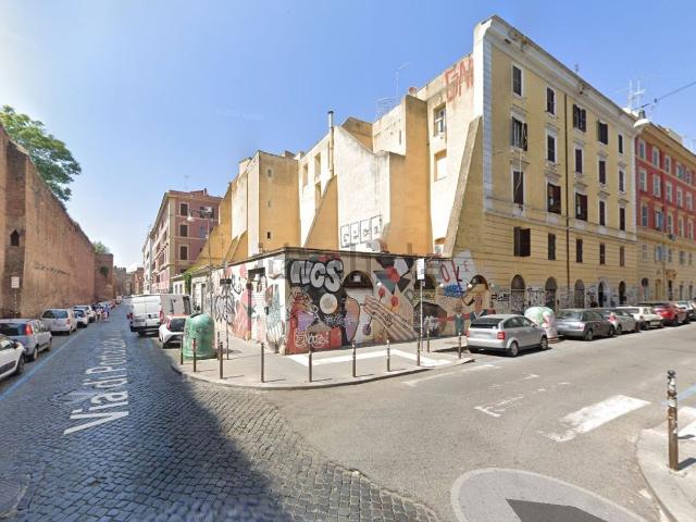 Locale in vendita di 135 m² in Via di Porta Labicana, 25